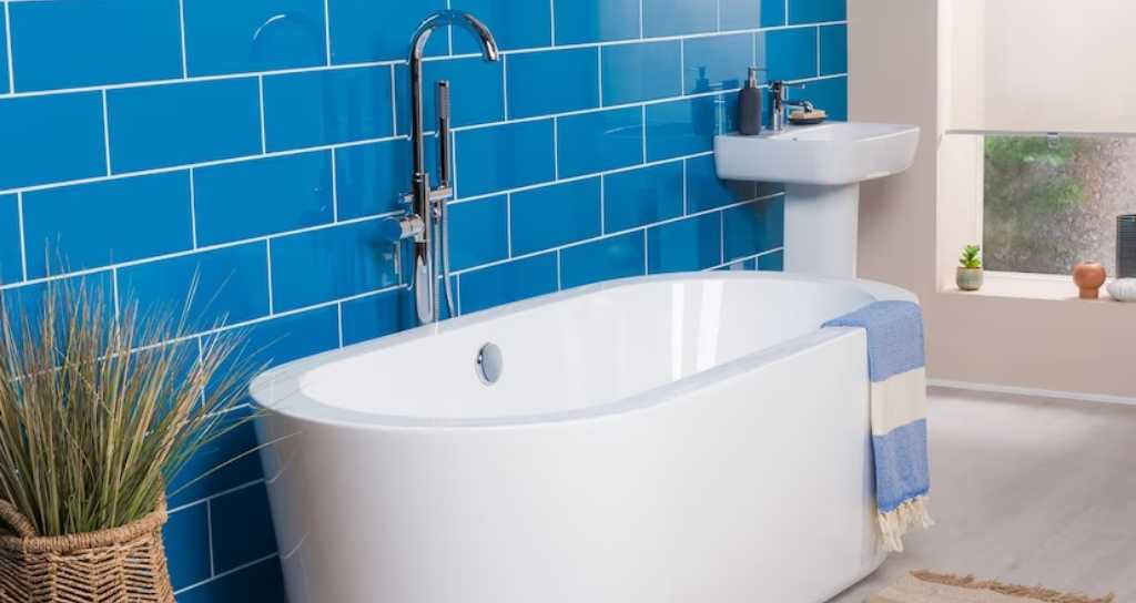 Pros and Cons of Remodeling a Small Bathroom
